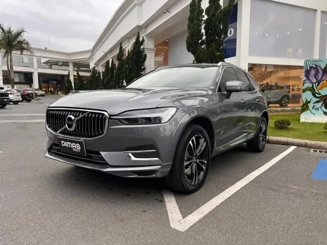 Volvo XC60 Momentum 2021 Hibrida