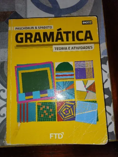 Gramatica PASCHOALIN E SPADOTO
