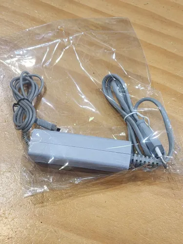 Fonte para Game Pad de Wii.U bivolt paralela