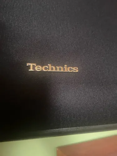 Caixa de Som Technics