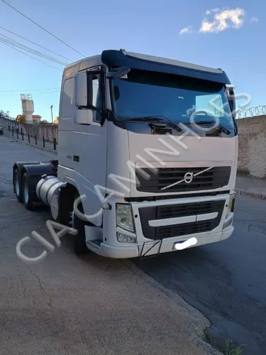 VOLVO FH 440 ANO 2011 6x2