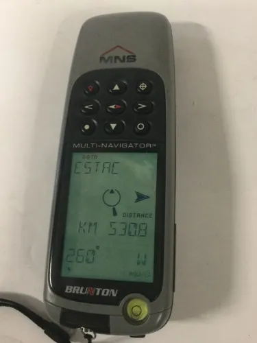 aparelho gps para trilha ou engenharia