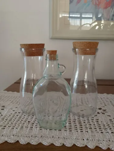 Conjunto de Vasos de Vidro com Tampa de Cortiça