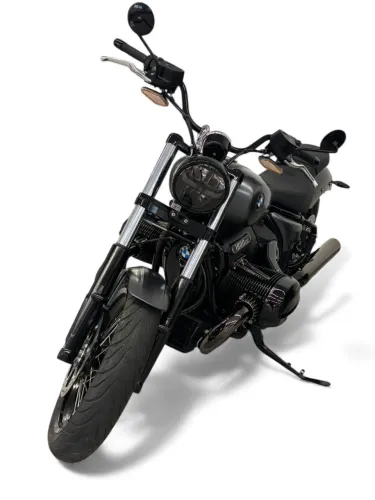 BMW R18 - Black