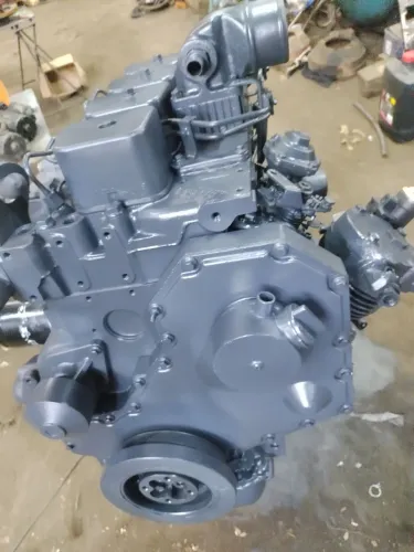 Motor Cummins série B 4cl motor feito completo com garantia de 3 meses 25 mil avista  