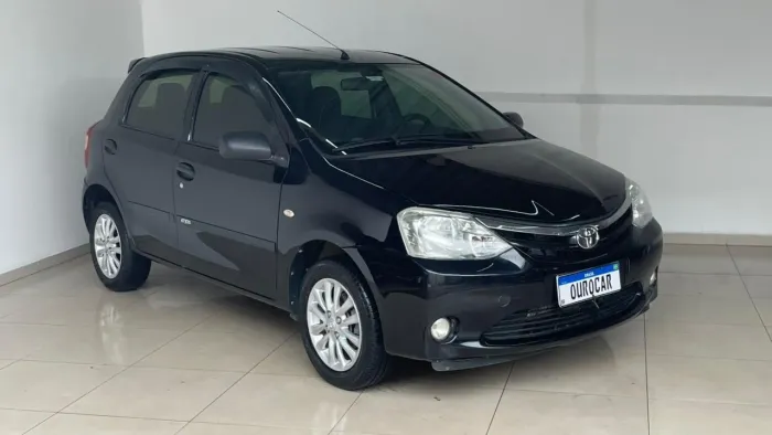 Toyota Etios XLS 1.5 Flex 16V 5P Mec. 2013