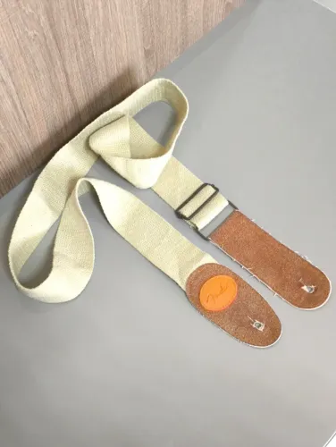 Correia de guitarra fender