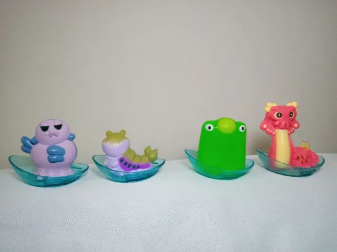 !Kit 4 Bonecos Personagens Filme Elio Disney Pixar