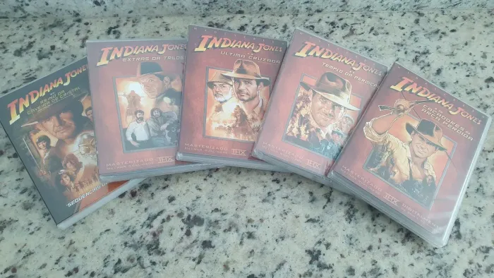 Dvd coleção box Indiana Jones + 1 extra