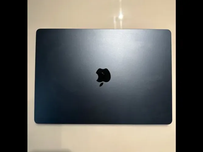 MacBook Air M2 - 15 polegadas