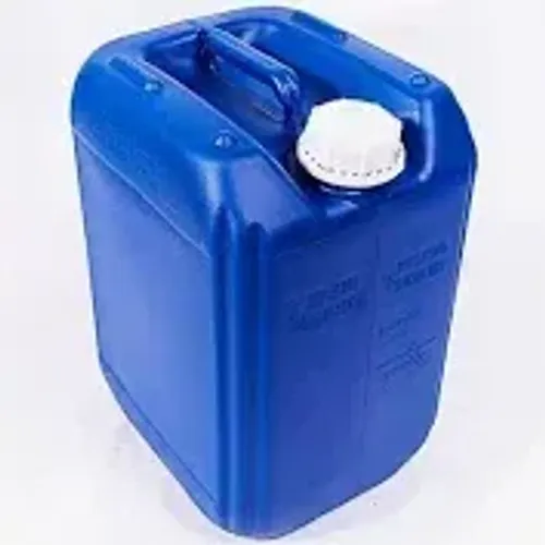 Bombonas de 20 L, semi nova, só um uso. Mais de 5 unidades, valor fica em R$ 10,00