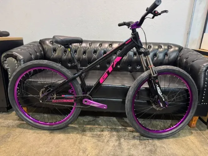 BICICLETA GTA FREERIDE 26 GRAU FREIOS HIDRAULICOS