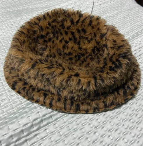 Chapéu infantil pelinho onça ( TAM único / fábula )