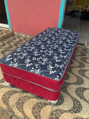 Cama box de solteiro, 