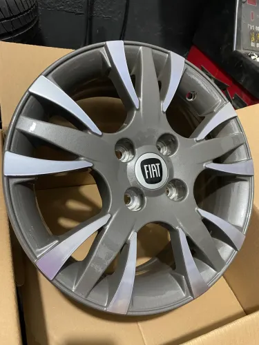 Roda de liga leve Fiat r14