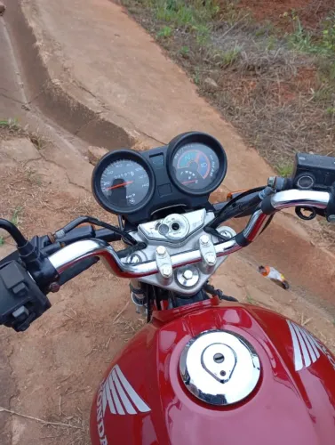 Vende -se ou troca em carro popular: Celta, gol ou pálio 