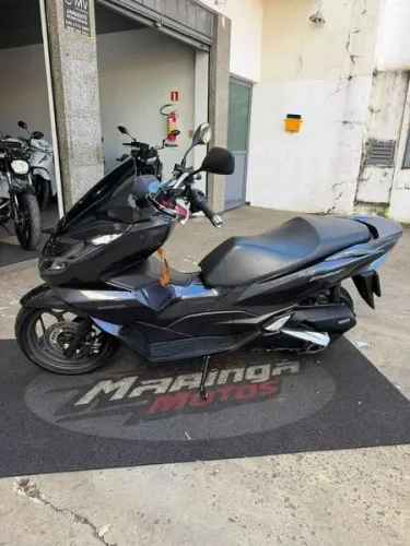 HONDA PCX 160 2023 - BAIXO KM. VALE A PENA CONFERIR.