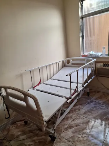 Cama hospitalar 