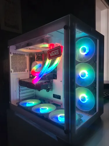PC gamer MONTADO: GTX 1050 TI, I5 9400F 2X8GB RAM