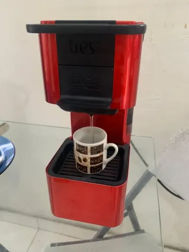 Cafeteira Pop Plus da 3 Corações - Copo quebrado