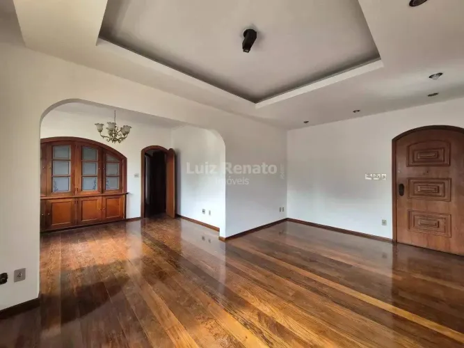 Apartamento de 4 quartos para aluguel na Savassi