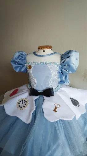 Vestido Alice no país das maravilhas 1 ano