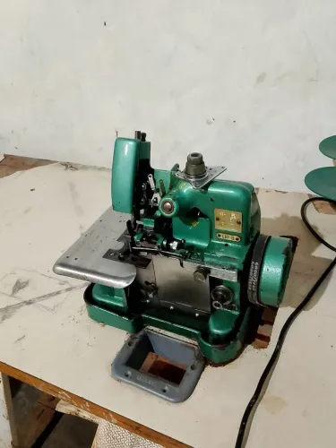 máquina overlok
