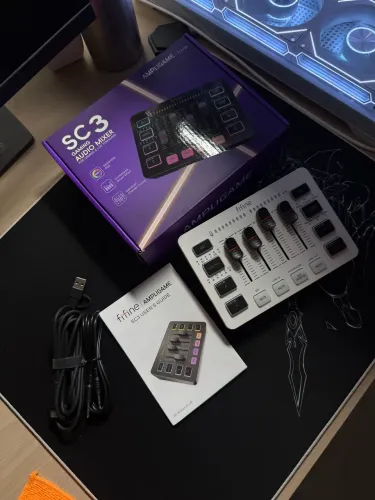 Mixer de Audio Fifine SC3