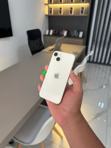 iPhone 13 128 gigas usado com garantia 