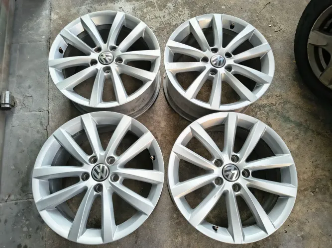 Jogo de rodas aro 17 5x112 originais VW Volkswagen Passat Tiguan Jetta Golf