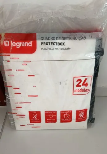 Quadro com 24 módulos - disjuntor energia