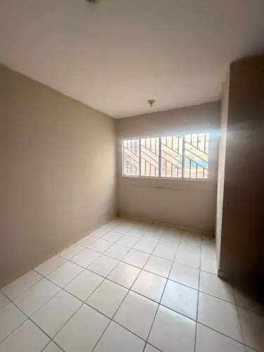 Alugo apartamento