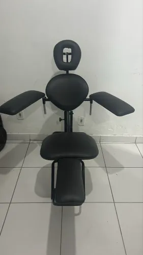 Cadeira de tatuagem 