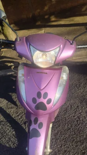 Vendo Honda biz com 40.400 km rodado original