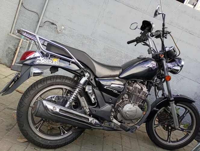 Chopper road 150 preta 2019 impecável