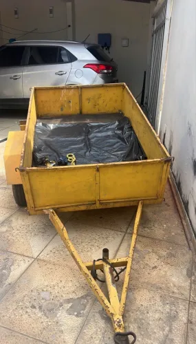 VENDO CARROCINHA REBOQUE EMPLACADA