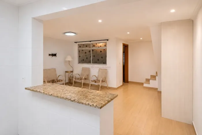 Casa Geminada 2 quartos