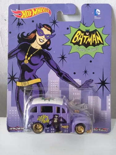 Hot Wheels SCHOOL BUSTED. LEIA TODO O ANÚNCIO ABAIXO NA DESCRIÇÃO DO PRODUTO!