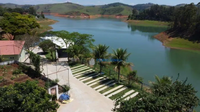Sítio com acesso para a Represa, 12 dormitórios à venda, 55971 m² por R$ 4.800.000 - São J