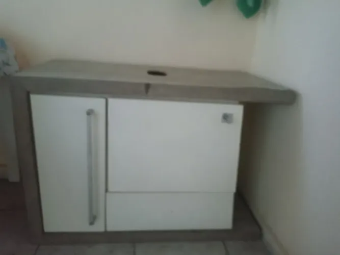 Móvel para pia de banheiro