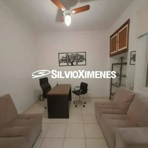 Residencial Casa no Prado com 300,00 (M²), 7 quartos e 5 vagas para Venda