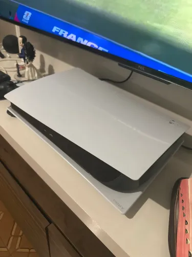 Vendo PS5 em excelente estado NA CAIXA