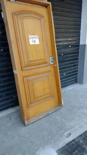 Porta de madeira