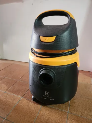 ASPIRADOR DE PÓ E ÁGUA  E SOPRADOR ELETROLUX 