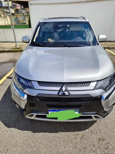 Mitsubishi Outlander HPE-S 2.2 Diesel 4X4 Aut. 2020