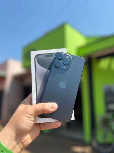 iPhone 15 Pro Max 256Gb Impecável