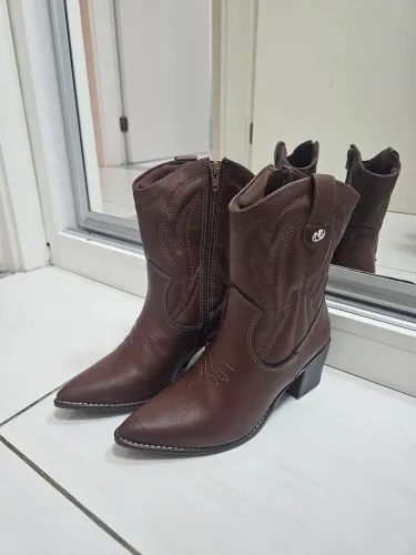 Bota Country nova