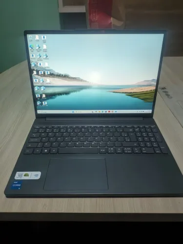 Notebook Lenovo IdeaPad Slim 3 Intel Core i5 13420H 8GB RAM 512GB SSD