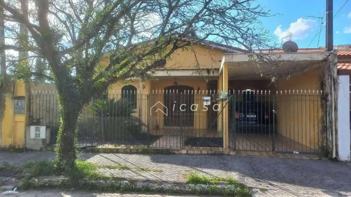Casa com 3 dormitórios à venda, 193 m² - Vila São João - Caçapava/SP