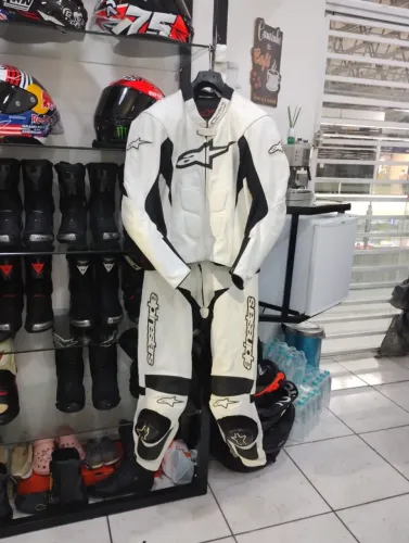 Macacão alpinestars 52 duas peças